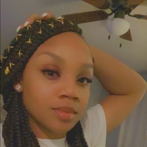 Meet your Posher, Taylor